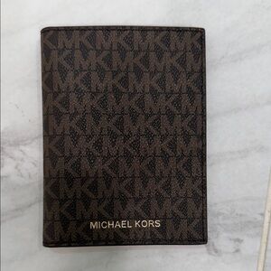 Michael Kors Signature Brown Card Holder